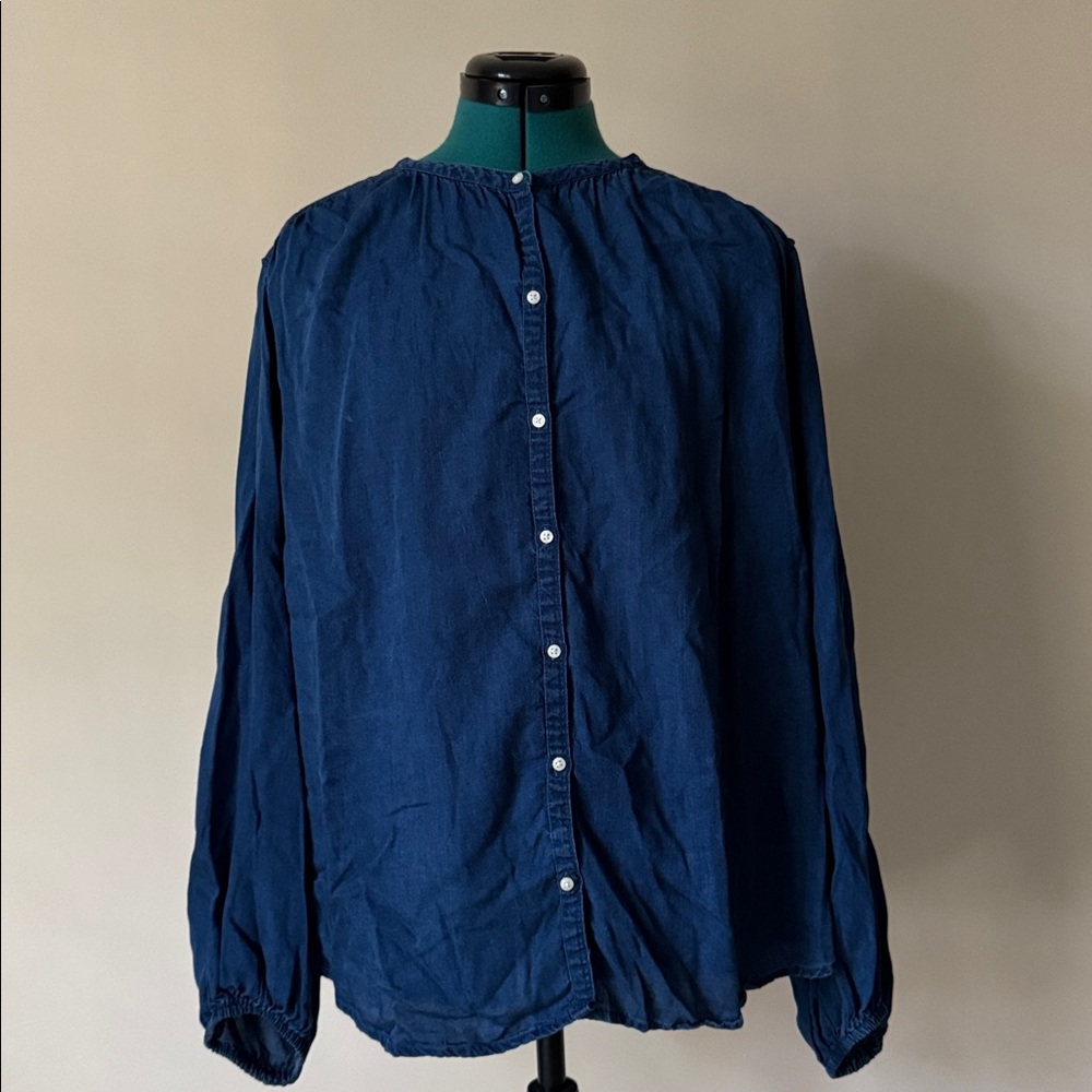 Old Navy | 100% Lyocell Chambray Long Sleeve Button Blouse Top in Blue | Size L